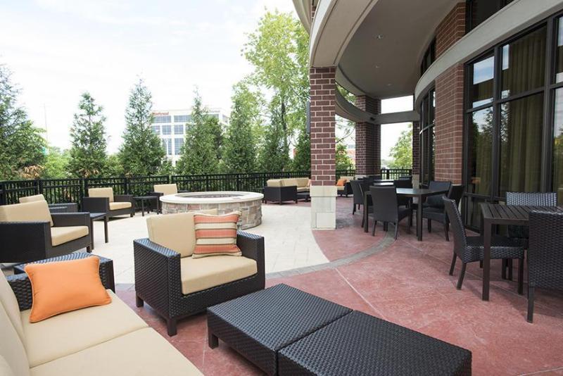 Courtyard By Marriott Cincinnati Midtown/Rookwood Экстерьер фото
