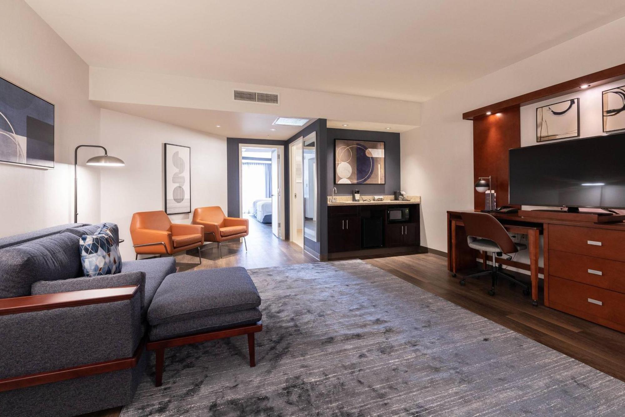 Courtyard By Marriott Cincinnati Midtown/Rookwood Экстерьер фото